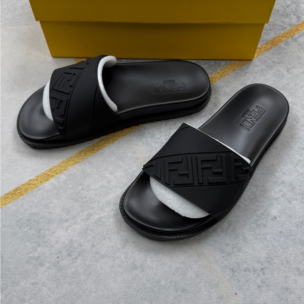 Fendi Black and Gray Embossed Logo Slide Sandals - Picture 5 of 9